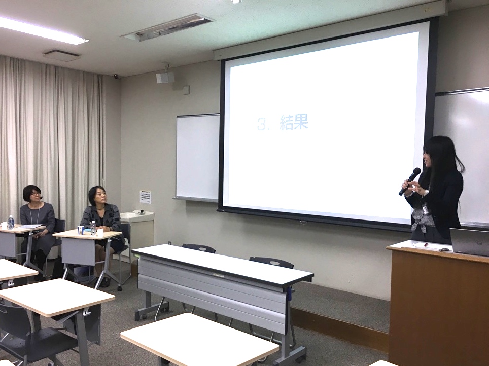河合教授、畑中助教、梅村研究員らが日本箱庭療法学会第30回大会で発表しました